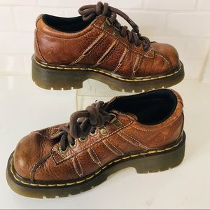 Dr Martens 9764 Oxford brown leather lace up shoes US size 4